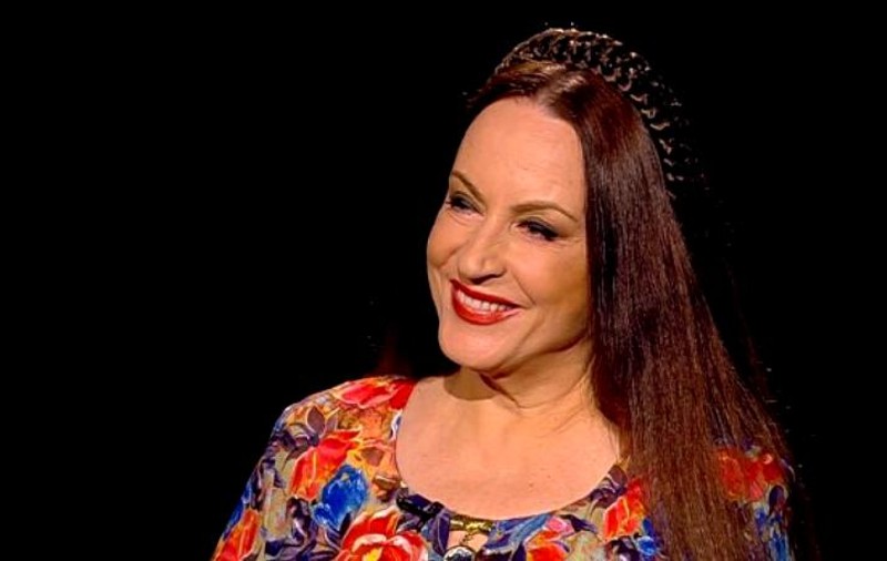 Secretul părului cântăreței Maria Dragomiroiu. Se poate prepara acasă | FOTO