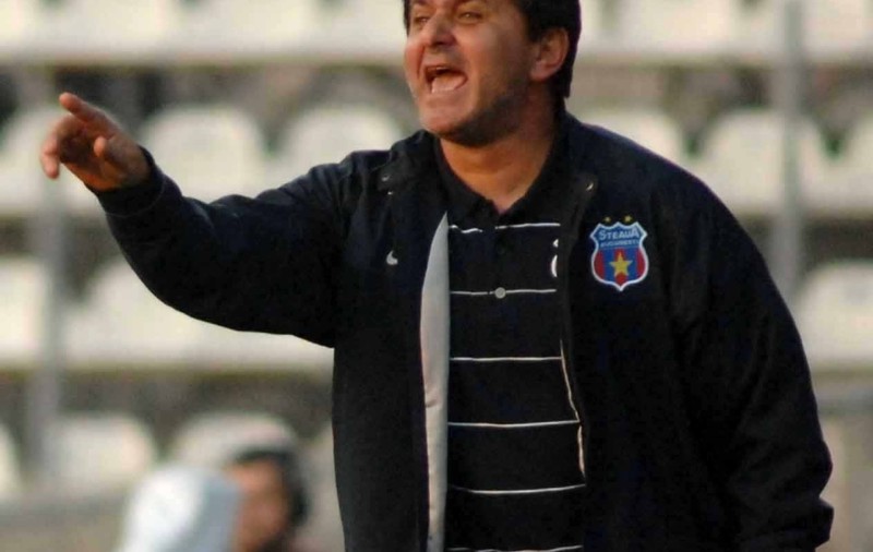 Lăcătuş speră să-l prindă sfârşitul campionatului la Steaua
