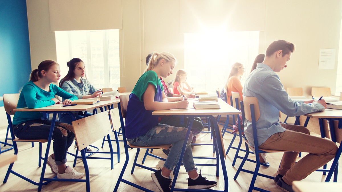 VIDEO Baremul de corectare la BAC Română 2023 a fost publicat de Ministerul Educației. Cum trebuiau rezolvate subiectele