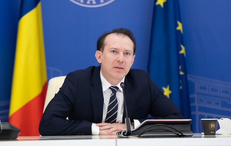 Florin Cîțu, apel către români să se înscrie pe platforma de vaccinare: „Sper să nu avem doze rămase”
