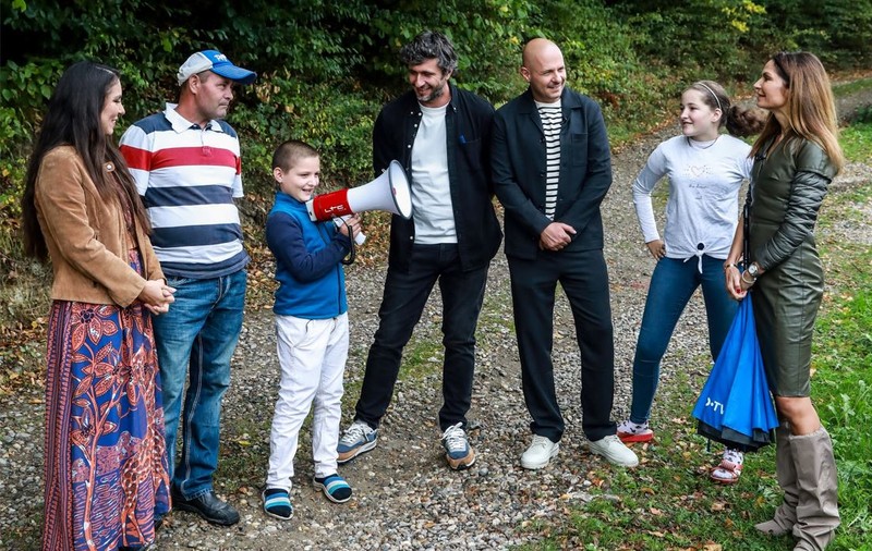 Povestea emoționantă a familiei Anton de la „Visuri la cheie”. Trei copii au rămas fără mamă: „Am fost foarte fericiți... săraci, dar fericiți”