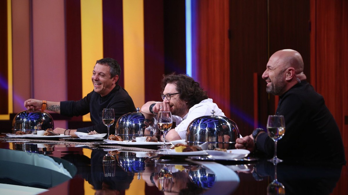 Jurații Bontea, Dumitrescu și Scărlătescu își aleg echipele sezonului special Chefi la cuțite | FOTO