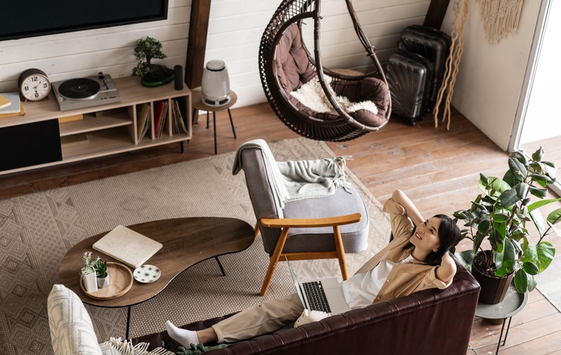 Cum să transformi un apartament mic într-un spațiu care pare de două ori mai mare