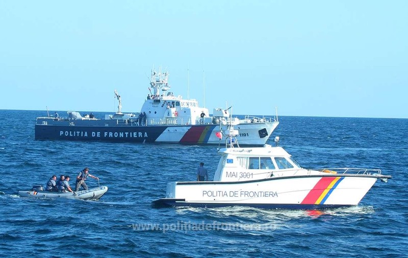 UPDATE / Un pescador turcesc a fost somat cu focuri de armă în timp ce bracona în Marea Neagră. Turcii au reușit să iasă din raza de acțiune a polițiștilor de frontieră români
