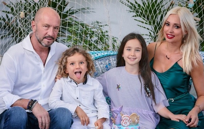 Raluca Zenga a dat petrecere cu copiii săi, după ce s-a aflat că Walter, fostul soț, are o nouă iubită. A împlinit 40 de ani