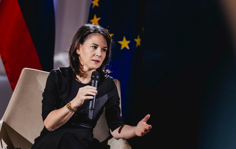 „Nu avem timp de jocuri”. Șefa diplomației germane îl critică dur pe Viktor Orban, după ce a amenințat că va bloca negocierile de aderare la UE cu Ucraina