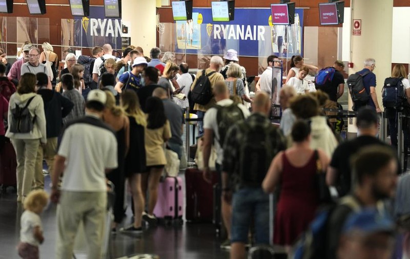 Piloții spanioli anunță noi greve în august, din cauza condițiilor de muncă