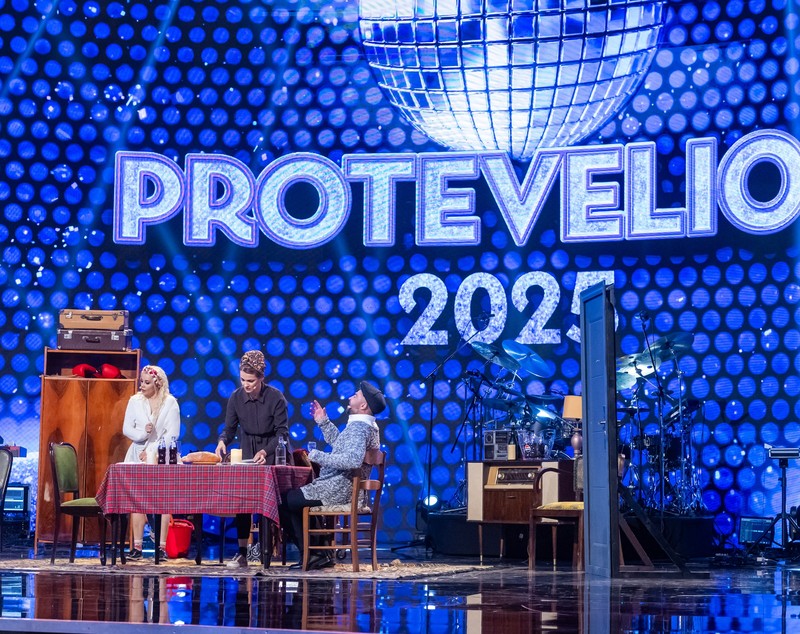 Surpriza serii la PROTEVELION. Ce se va întâmpla în noaptea dintre ani la Pro TV, când cei mai cunoscuți artiști vor urca pe scenă