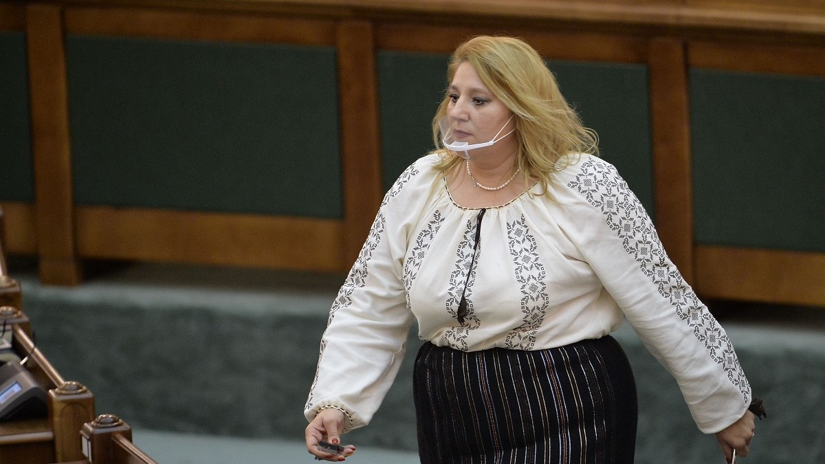 Diana Șoșoacă