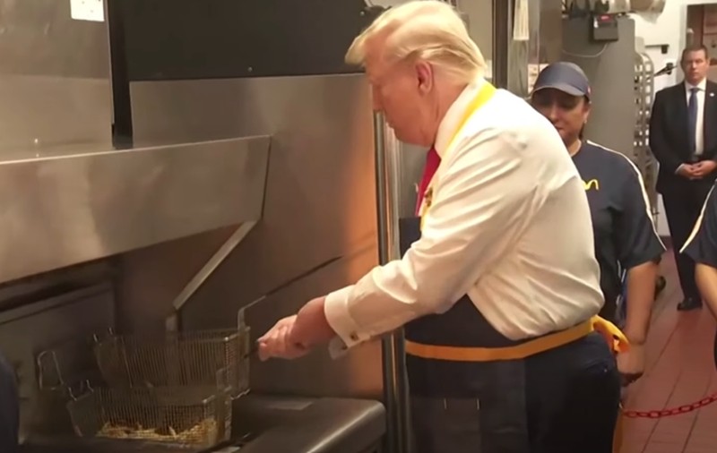 Donald Trump, angajat la McDonald's. Fostul președinte aruncă în lupta electorală una dintre cele mai emblematice companii americane | VIDEO