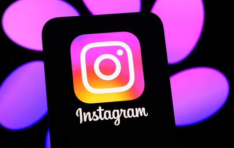 Meta închide funcția care îți „fura” pozele de pe Instagram la doar câteva zile de la lansare, în urma protestelor utilizatorilor
