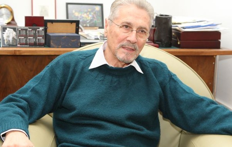 Emil Constantinescu cere abrogarea ordonanței de urgență. Fostul președinte crede că protestele sunt justificate