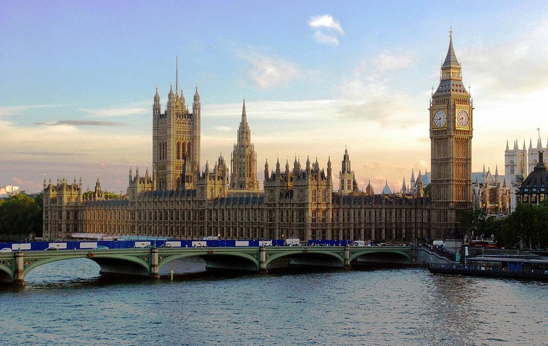 Parlamentarii britanici vor să legalizeze avortul și căsătoriile gay în Irlanda de Nord profitând de lipsa unui guvern nord-irlandez instalat