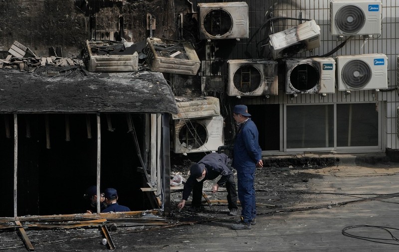 Incendiu major la un spital din Beijing. Cel puțin 29 de persoane au murit și alte câteva zeci sunt rănite