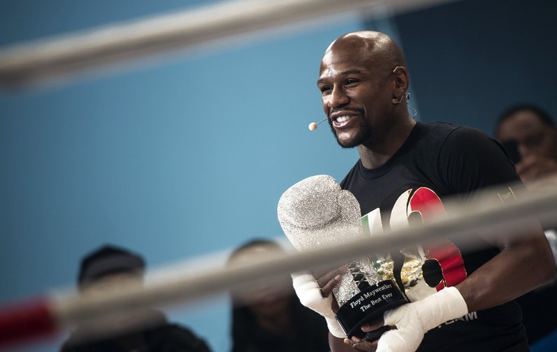 Mayweather și McGregor, testați antidoping. La câte teste au fost supuși cei doi luptători până acum