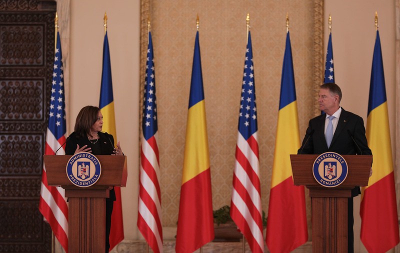 Kamala Harris, vicepreședinta SUA, mesaj pentru români: „Am văzut cum ați primit refugiați și știm greutățile pe care le întâmpinați. Ați arătat așa mult curaj”