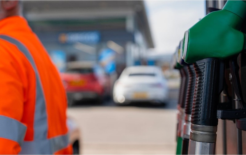Motorina va dispărea din unele benzinării în 4 ani, pe măsură ce stațiile electrice câștigă teren