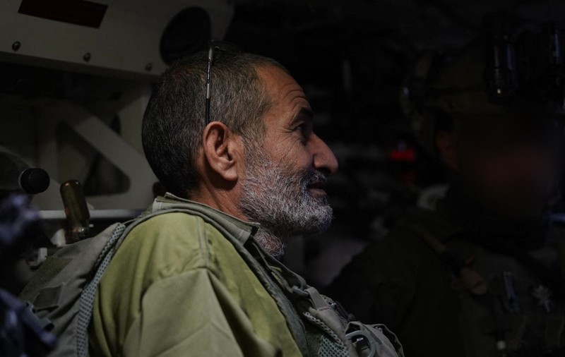 Ostaticul beduin salvat de armata israeliană după 326 de zile în captivitatea Hamas: „Au tras în mine, apoi m-au operat fără anestezie”