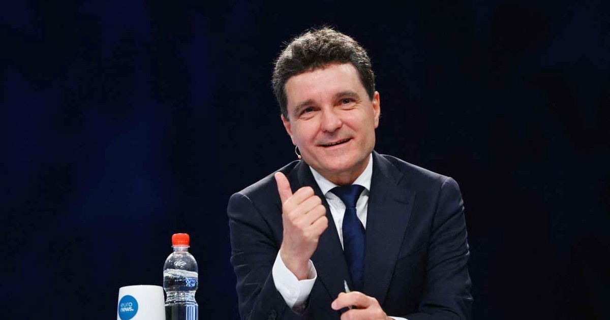 Nicușor Dan se luptă cu George Simion în turul doi la prezidențiale