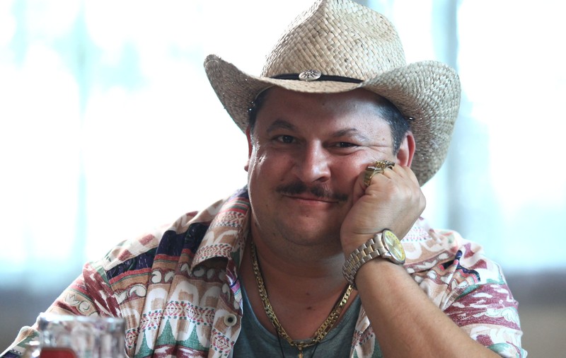 Cum se desfășoară filmările serialului ”Las Fierbinți” pe timp de pandemie. Mihai Bobonete: ”Mâncăm pe rând, nu ne intersectăm. E foarte trist”