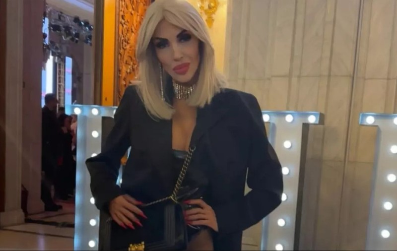 Raluca Bădulescu, ținută de 10.000 de euro la Elle Style Awards 2023. Ce ascunde vedeta în geantă