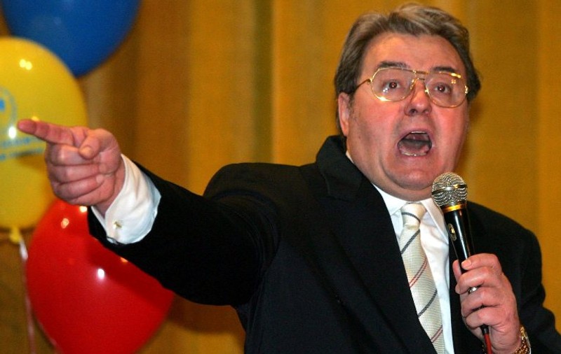 Reacţie dură după scandalul din hochei! Vadim Tudor: "M-am săturat de unguri nesimţiţi"