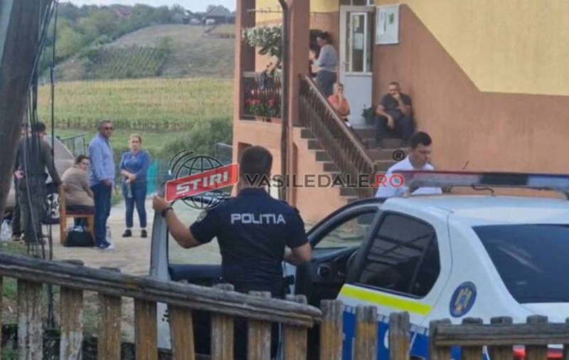 Un elev de 13 ani din Maramureș a murit după ce i s-a făcut rău la şcoală. Băiatul a leșinat în timp ce își aștepta mama
