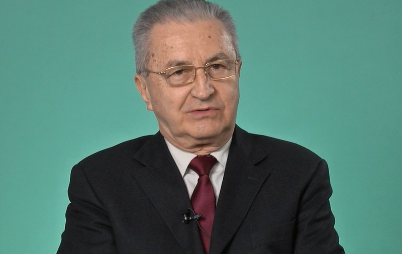 Dezvăluirile preşedintelui Agenţiei de Transplant: Mii de oameni trăiesc cu organele altor oameni, familiile îndurerate dau dovadă de generozitate