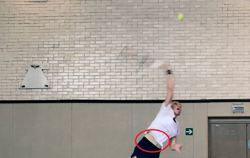 Simona Halep s-a antrenat, la Moscova, cu un corset special pentru ameliorarea durerilor de spate