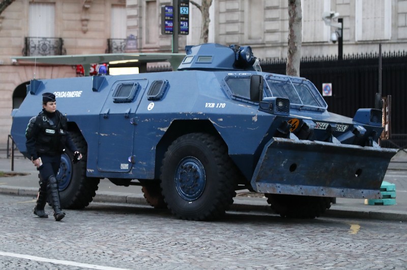 Autoritățile franceze s-au mobilizat pentru a împiedica noi violențe