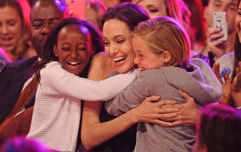 Angelina Jolie, la prima APARIȚIE PUBLICĂ după extirparea ovarelor. Vezi aici CUM ARATĂ! | VIDEO
