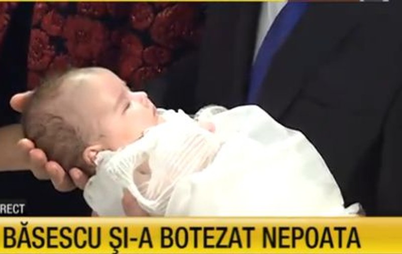 VA AVEA NOROC? Iată CE I-AU REZERVAT ASTRELE fetiţei Elenei BĂSESCU