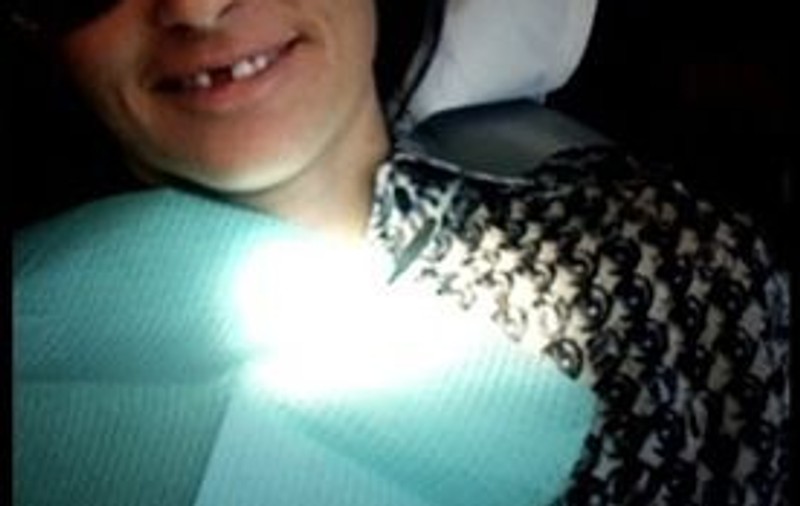 Demi Moore şi dintele ei lipsă