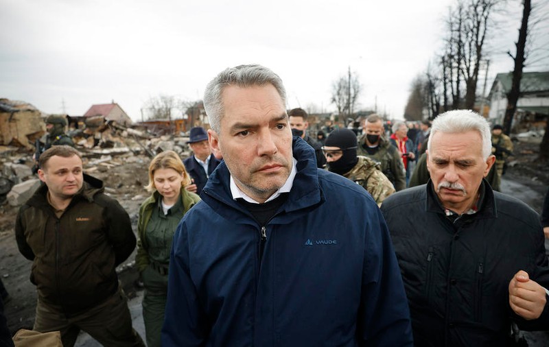 „Ambele părţi se pregătesc pentru o luptă intensă şi devastatoare", anunță cancelarul Austriei după întâlnirile cu Putin și Zelenski