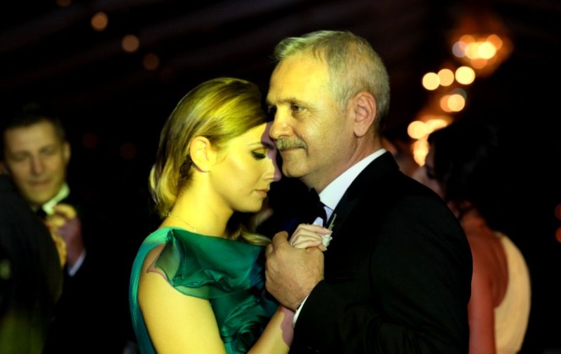 Liderul PSD Liviu Dragnea se va însura anul acesta. Codrin Ştefănescu: "Irina îi va deveni soţie cât de curând"