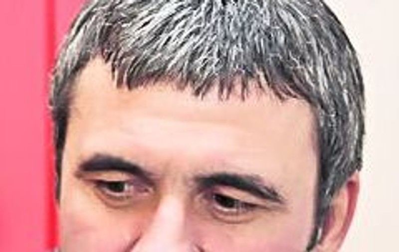 Gică Hagi: «Vara să facă fotbal şi înot, iarna, schi!»