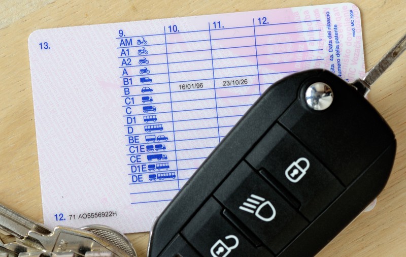 Interzis pe autostradă și perimetru pentru șoferii de peste 85 de ani, restricții extreme în noul proiect de Cod Rutier din Italia