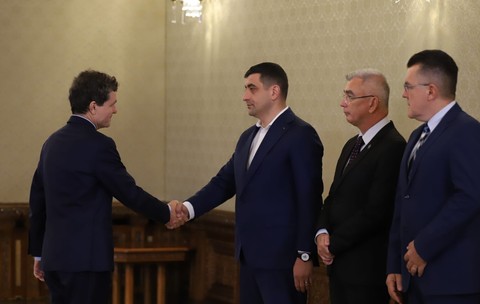 Președintele Nicușor Dan a primit delegația AUR la Palatul Cotroceni, în cadrul consultărilor pentru desemnarea noului premier. Sursă foto: Libertatea
