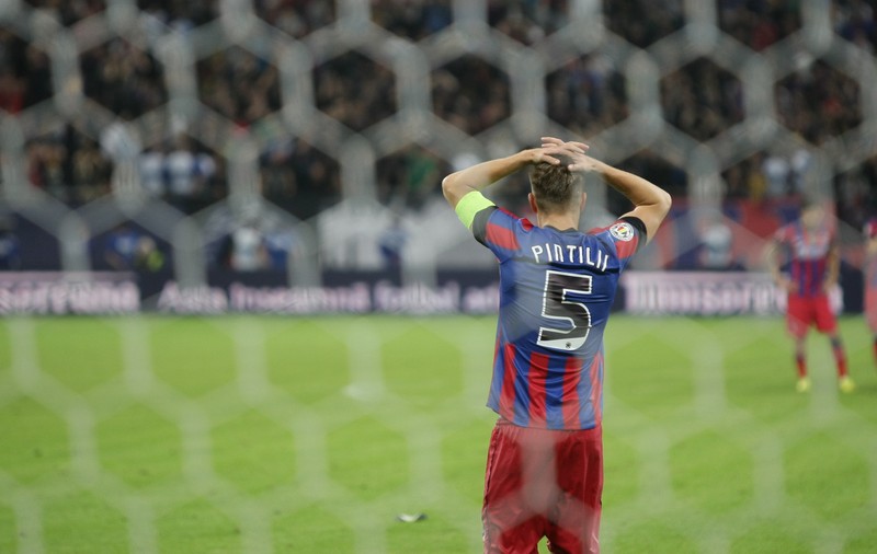 Mihai Pintilii: "Doamne ajută să plece Reghe! L-aş vedea antrenând oriunde, la Real, la Barcelona"