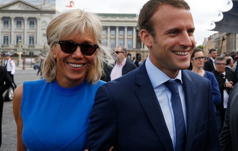 Emmanuel Macron a depus plângere împotriva unui fotograf care "l-a hărțuit în timpul concediului"