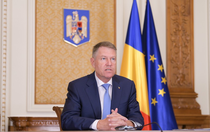 Klaus Iohannis, apel către români: „Fiți responsabili! Este vital să limităm răspândirea acestui virus periculos pentru a le da răgaz medicilor să-i vindece pe cei infectaţi”