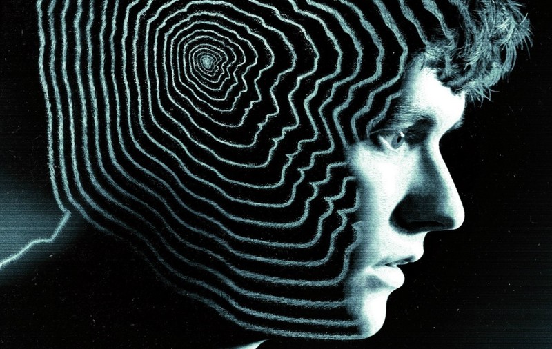 CRONICA DE FILM/ Începutul unei noi ere în divertisment? “Black Mirror: Bandersnatch”, un film interactiv în care tu ești regizorul