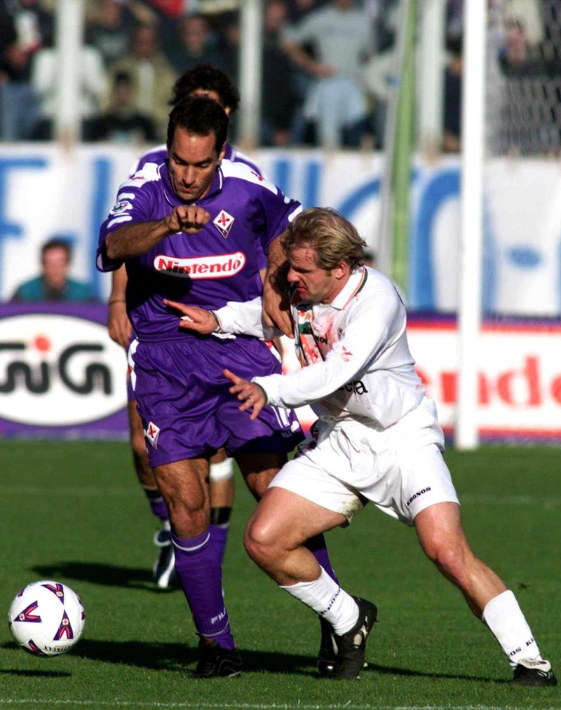 Edmundo (stânga) a jucat la Fiorentina puțin, dar a avut mare succes EPA PHOTO/ANSA/MARCO BUCCO/DEF-cl