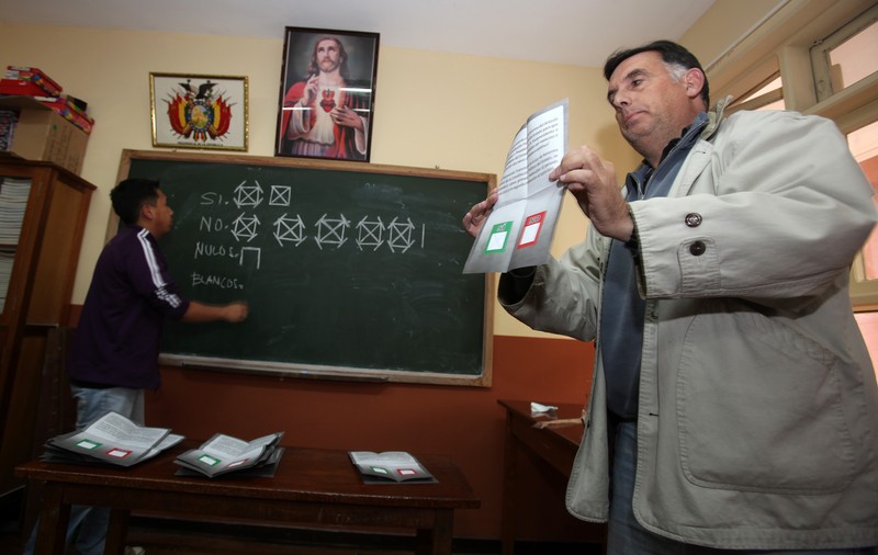 Bolivienii au respins prin referendum al patrulea mandat de președinte pentru Evo Morales