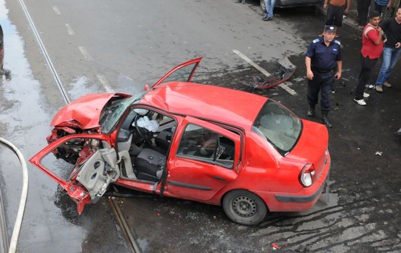 Accident cu trei răniți pe șoseaua Olteniței din Capitală