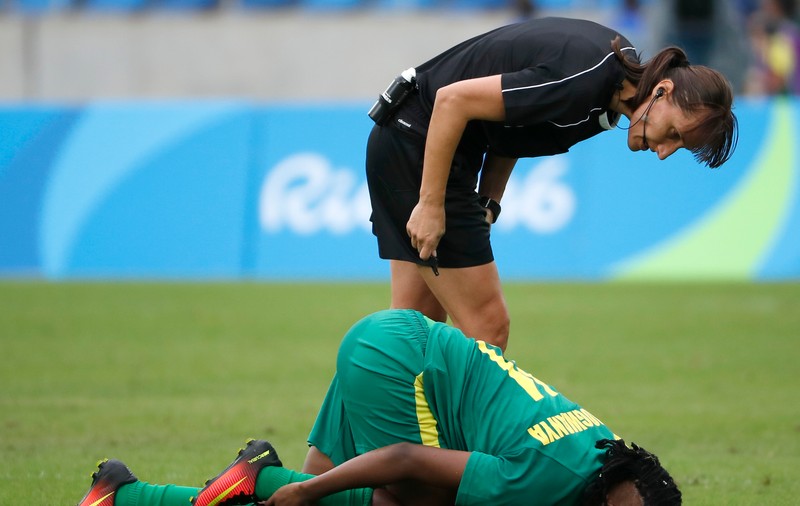 Program fotbal la Jocurile Olimpice de la Rio. Brazilia vrea singurul titlu care-i lipsește. Teodora Albon a condus meciul de deschidere la fete