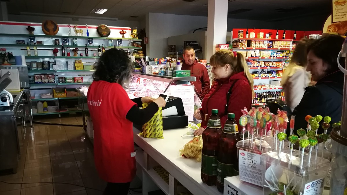 Magazinul românesc de lângă Consulatul României din Castellon de la Plana, Spania
