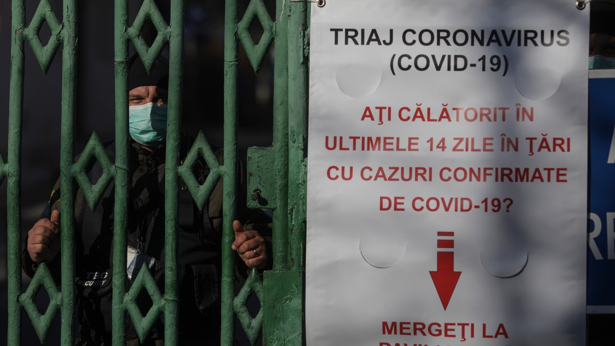Primul român infectat cu coronavirus, internat la Matei Balș | Foto: Inquam Photos / Octav Ganea