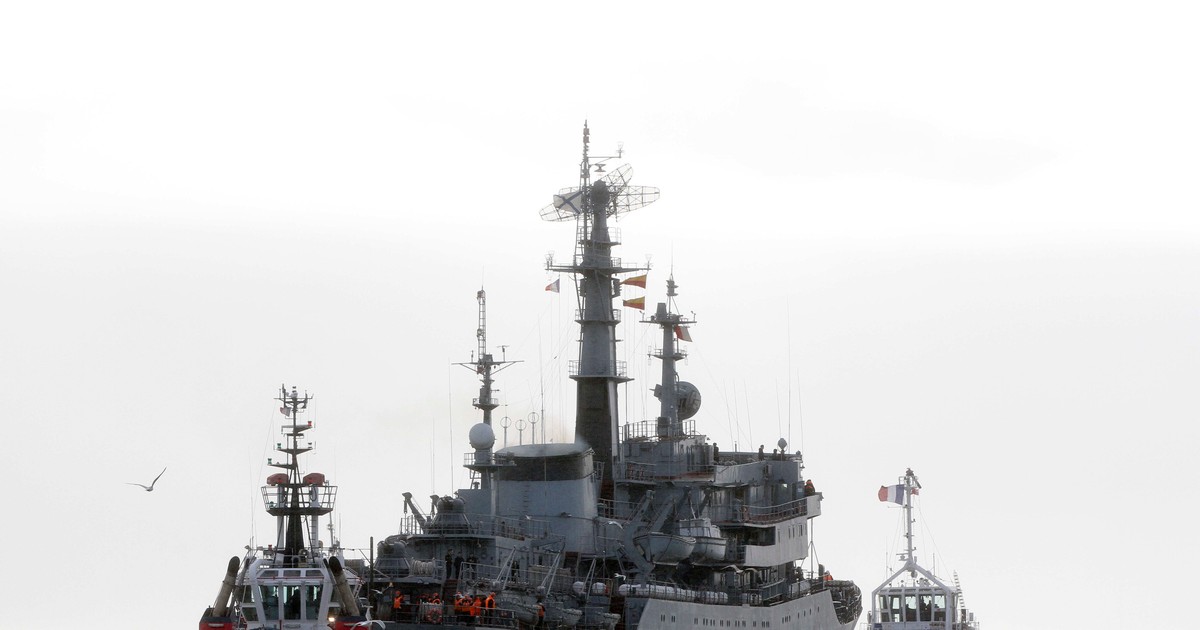 NATO a criticat intenţia Madridului de a oferi acces navelor ruse să alimenteze în porturile spaniole