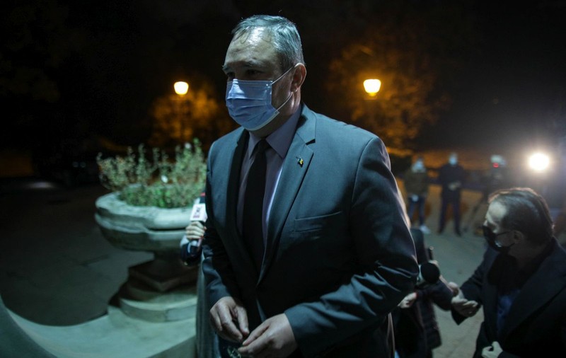 Nicolae Ciucă își depune mandatul de premier desemnat. Marți, discuții în PNL pentru o nouă propunere de prim-ministru